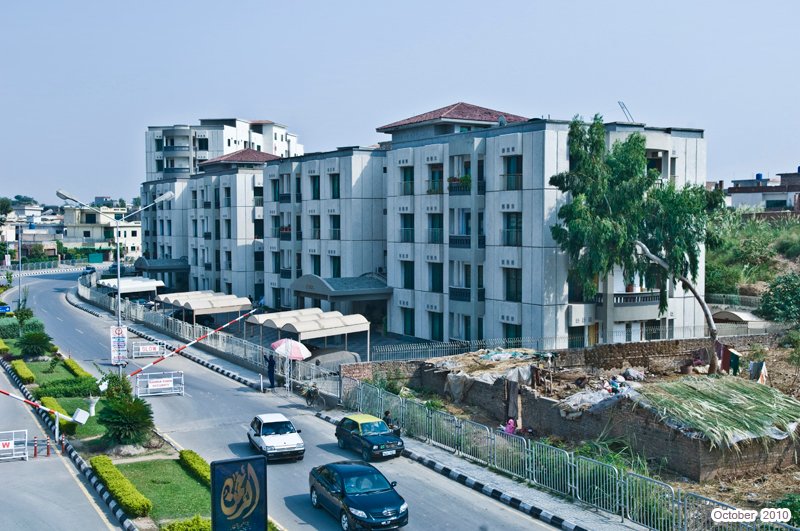 Bahria Safari Appartment